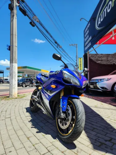 R1 2008 azul