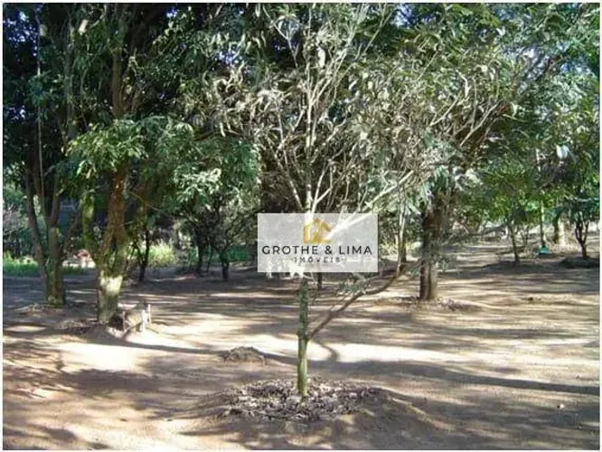 Terreno à venda de 1500m² em Pindamonhangaba SP