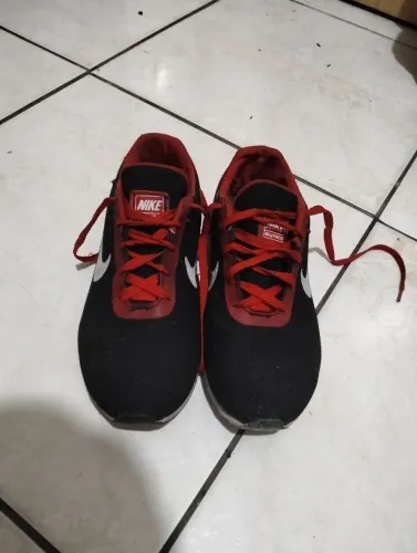 Tênis masculino Tam 41