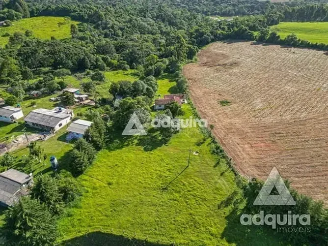 Chácara à venda - DISTRITO DE UVAIA - Na Rodovia do Café, com 3 Quartos (1 Suíte), 30400M²