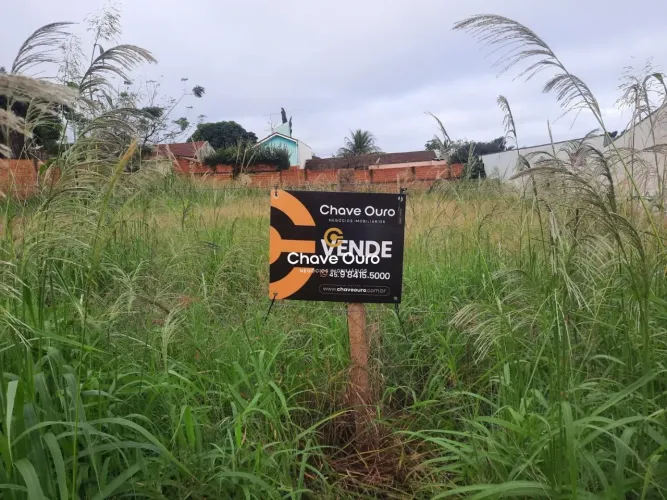 Terreno central à venda - Jardim Coopagro - Toledo/PR