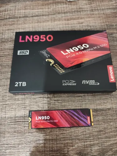 SSD NVME 2tb Lenovo 7000MB/s