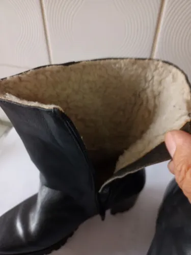 Bota Feminina Birello Cano Curto Forrada De Lã De Carneiro (34)
