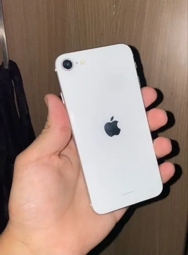 iPhone SE 2020 64 gb