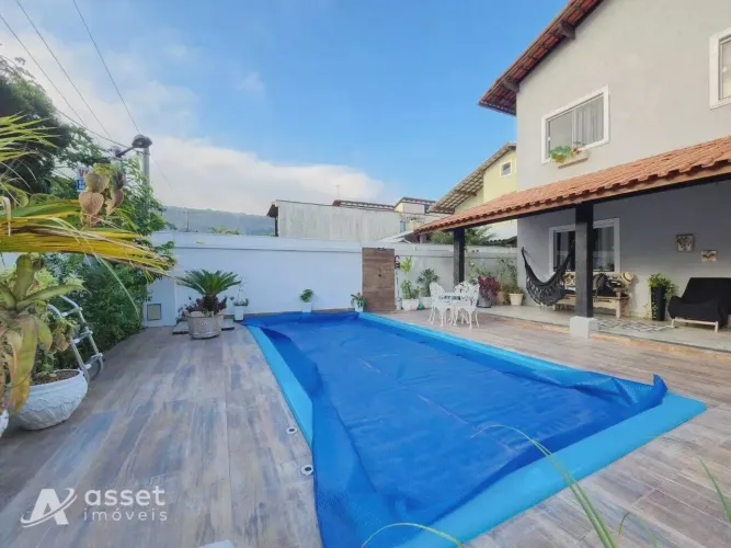 Asset Imóveis vende casa na quadra de Piratininga com 7 quartos, 280m². R$ 1.600.000 - Pir