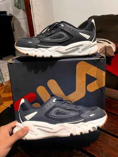 Tênis Fila Venture Tracer 2 - Azul/Branco