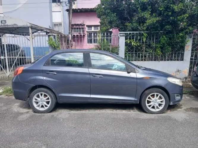 Chery Celer Sedan 1.5 16V Flex 5P 2013