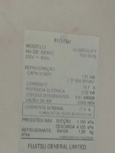 AR CONDICIONADO FUJITSU 27 mil BTUs 