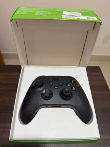 Controle Joystick Sem Fio Microsoft XBOX Carbon Black Preto