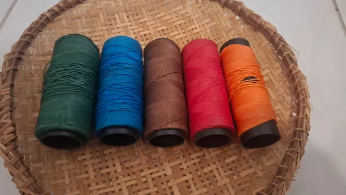 Fio encerado (cores)