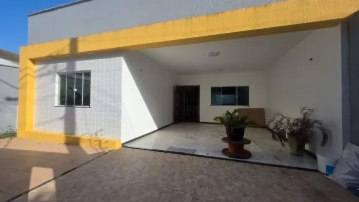 Casa a Venda de 3 Quartos , ao lado do Patio norte shopping
