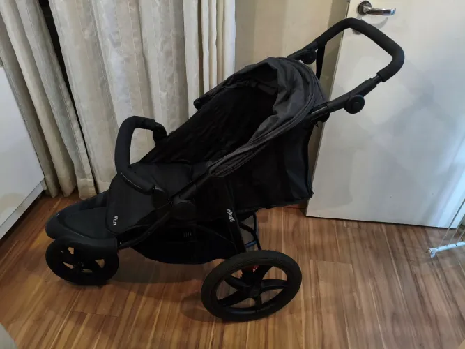 Carrinho de bebê Flux - Até 22Kg