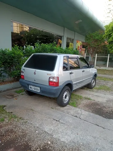 Fiat Uno Mille Celeb. WAY Econ. 1.0 F.flex 4P 2009
