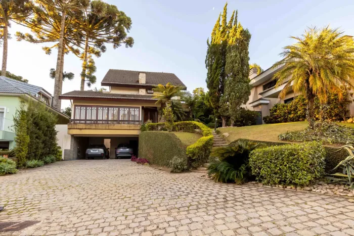 Casa à venda em condomínio no Campo Comprido ARYA1