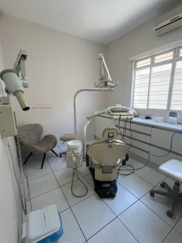Cadeira Odontológica Dabi e RX Gnatus