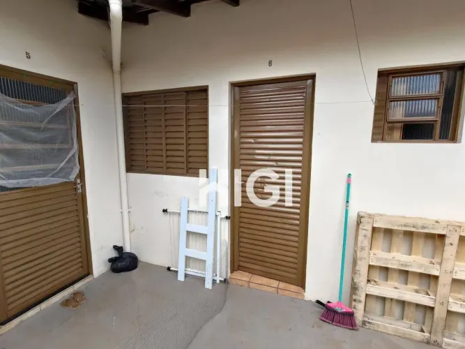Quitinete c/ 1 quarto, 12 m²