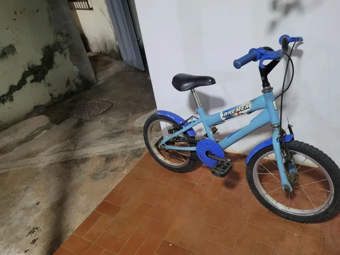 Bicicleta infantil aro 16 em excelente estado