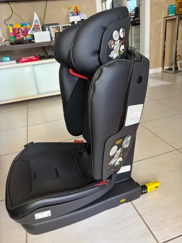 Cadeira couro Auto Peg Pereggo até 36Kg conservadíssima 