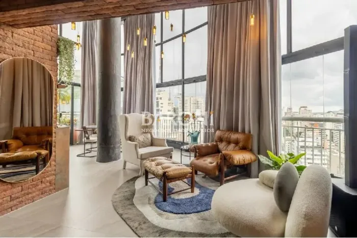 Cobertura duplex à venda no Jardinsa, mobiliado, 197m², 2 suítes, 2 vagas, condomínio com