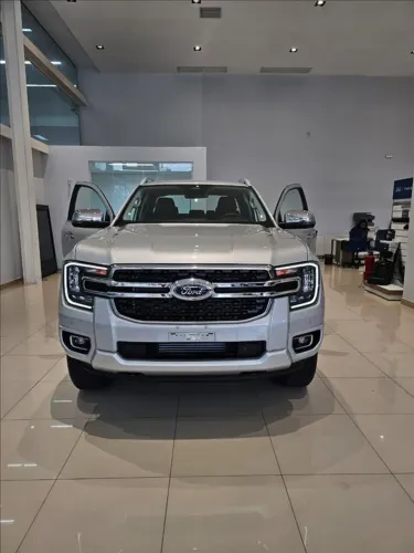 Ford Ranger Black 2.0 4X2 CD TB Diesel Aut. 2027