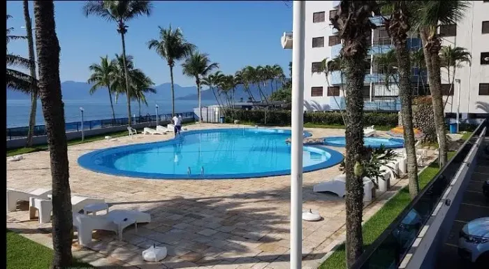 Apartamentos e Casas Pe na Areia Martim de Sá