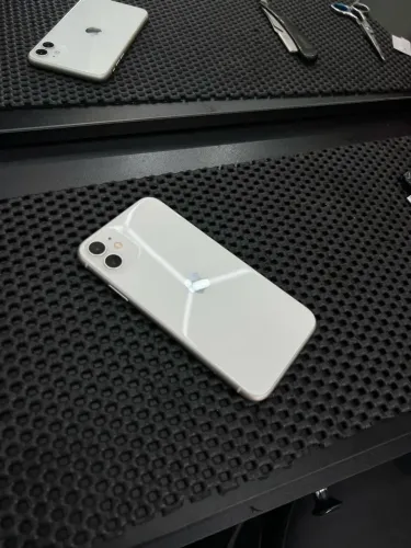 iPhone 11 128GB