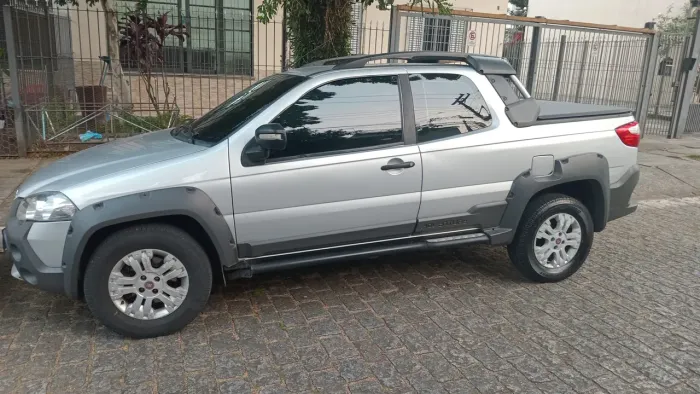 Fiat Strada Adventure1.8/ 1.8 Locker Flex CD 2016
