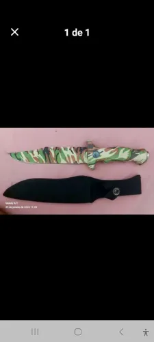 Faca Esportiva Camuflada para Pescaria  com Bússola. 