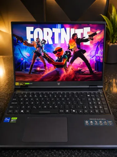 Notebook Gamer Acer Predator Helios Neo i7-14700HX, 16 GB RAM, RTX 4070