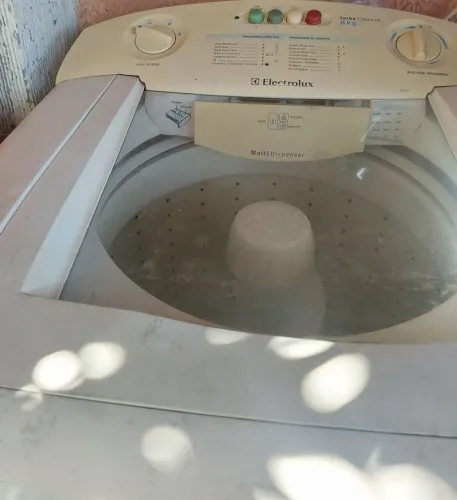 Vende-se Máquina Eletrolux!