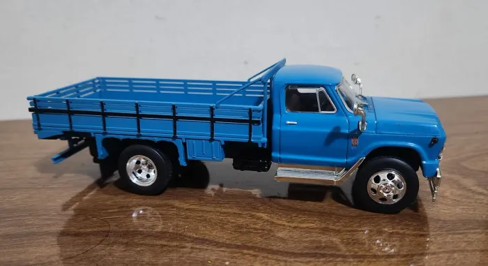Miniatura Caminhão Chevrolet C60 Caminhões Brasileiros Escala 1/43