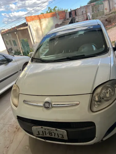 Fiat Palio Attractive 1.0 EVO Fire Flex 8V 5P 2012