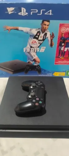 PLAYSTATION 4 + 144 JOGOS + 1 CONTROLE