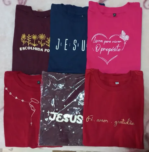 Lote de roupas femininas - loja fechou