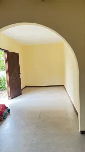 ALUGO CASA COMERCIAL E RESIDENCIAL 