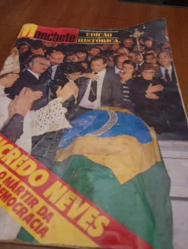 Antiga revista Manchete Tancredo Neves