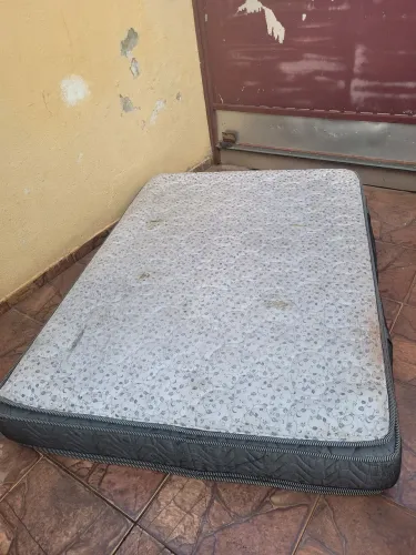 Colchão de casal tamanho padrão 