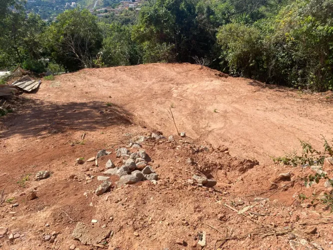 Lote em roça grande Sabara 380m2 com agua luz e asfalto vendo ou troco