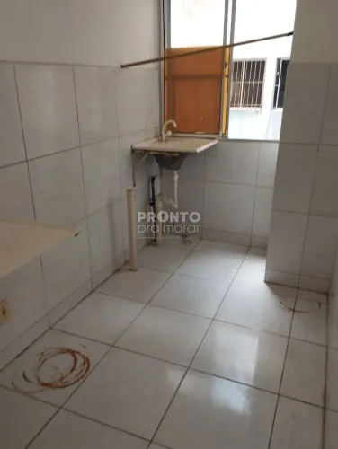 Apartamento com 2 quartos em Parque Capibaribe