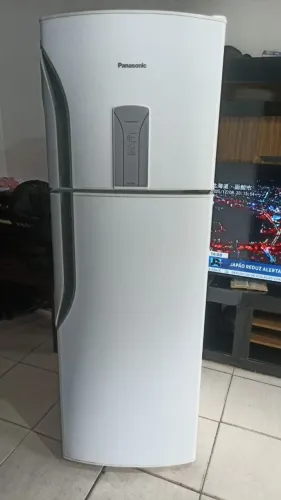 Geladeira Panasonic frost free semi nova ENTREGO