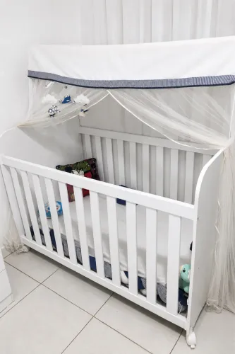 Berço com rodinhas Novinho