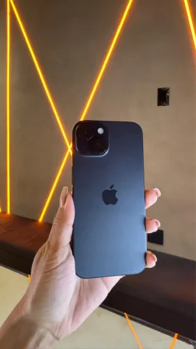 15 PLUS PRETO DE 128GB ( APARELHO SEMINOVO )
