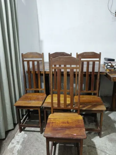 mesa em angelim