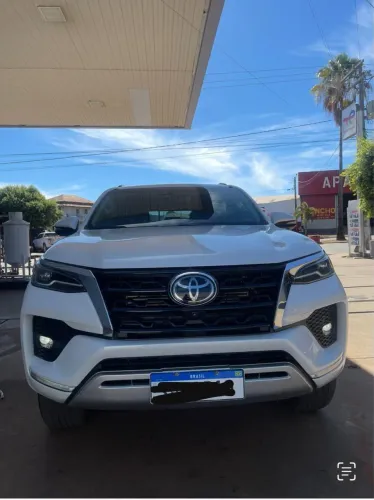 Toyota Hilux SW4 SRX 4X4 2.8 TDI 16V Dies. Aut. 2023