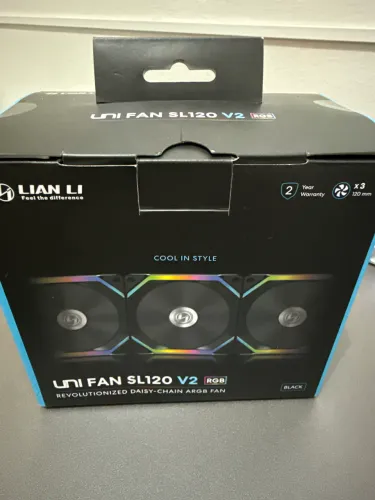 Lian Li Uni Fan SL V2