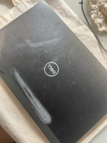 Notebook Premium de Alta Performance (Linha Corporativa Dell)