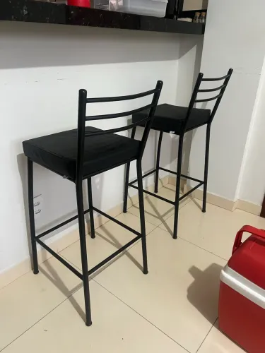 Vendo 2 banquetas altas 