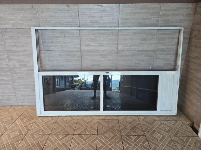 Porta de Sacada Alumínio Branco 1,32 x 2,14 m