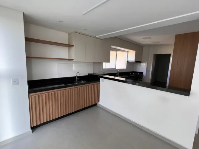 VENDA E LOCAÇÃO | Excelente apartamento no edifício Praça São Paulo!