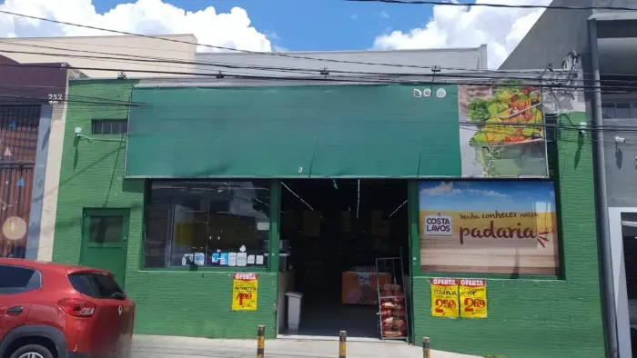 Mercado com lindas instalações na Zona Sul Ref; 2872